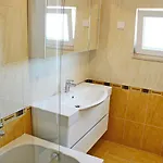 Mira Ii Apartment