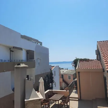Apartment Mira Ii *