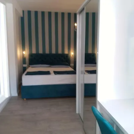 Mira Ii Apartment