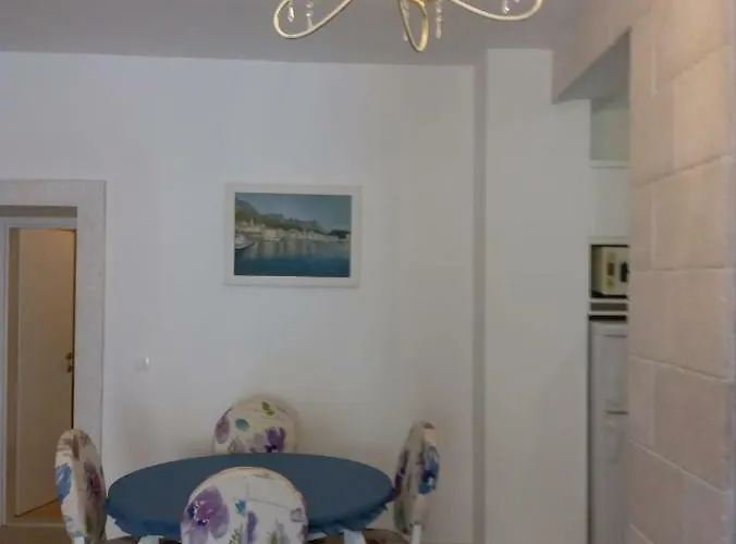 Apartman Mira Ii *